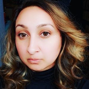 Meet your Posher, Cristina